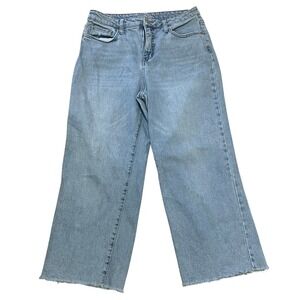 Wild Fable Women's 10 High Rise Skater Jeans Light Wash Blue Wide Leg Raw Hem
